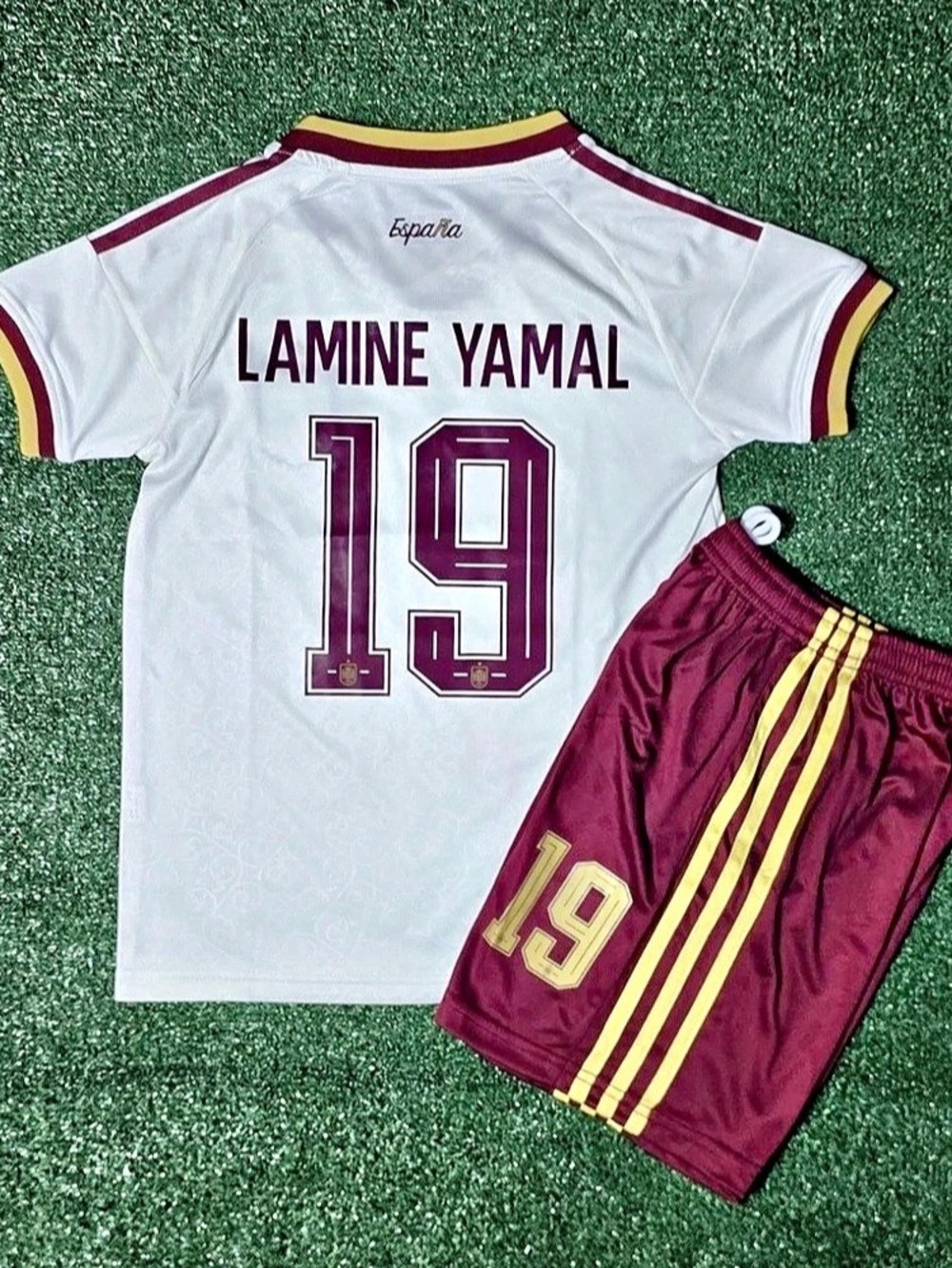 Spain Away Kit Lamine Yamal #19 Jersey Shorts Set